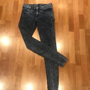 Divided skinny jeans 👖high waisted